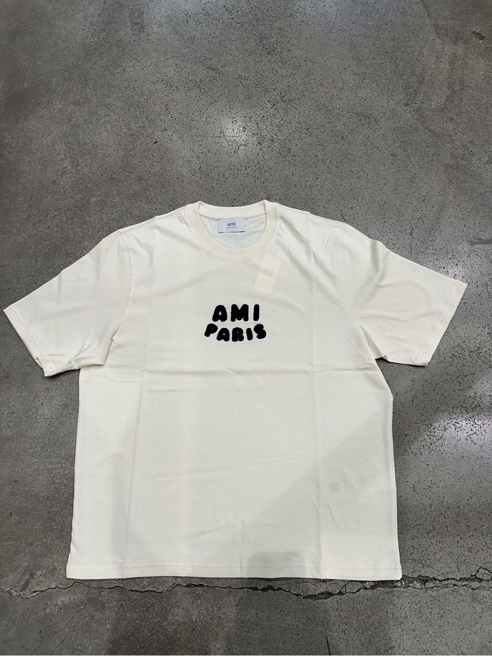 AMI Paris Cream Short-Sleeve Logo Tee